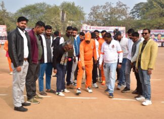 ललितपुर में सदर विधायक कप क्रिकेट टूर्नामेंट में डीके11,राज 11 व बजरंग क्लब टीमों ने जीता मैंच