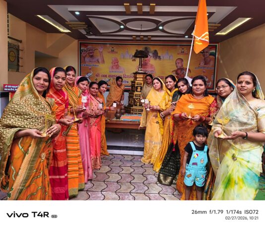 श्रीमज्जिनेन्द्र पंचकल्याणक महोत्सव की 8वीं वर्षगांठ पर निकली श्री जी की भव्य रथ यात्रा